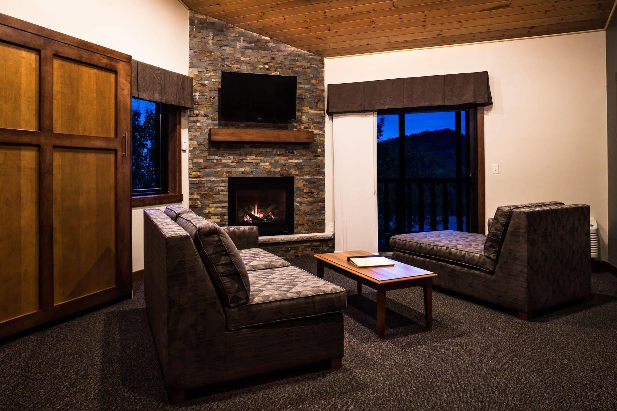 Eagle Ridge Resort At Lutsen Mountains Exterior photo