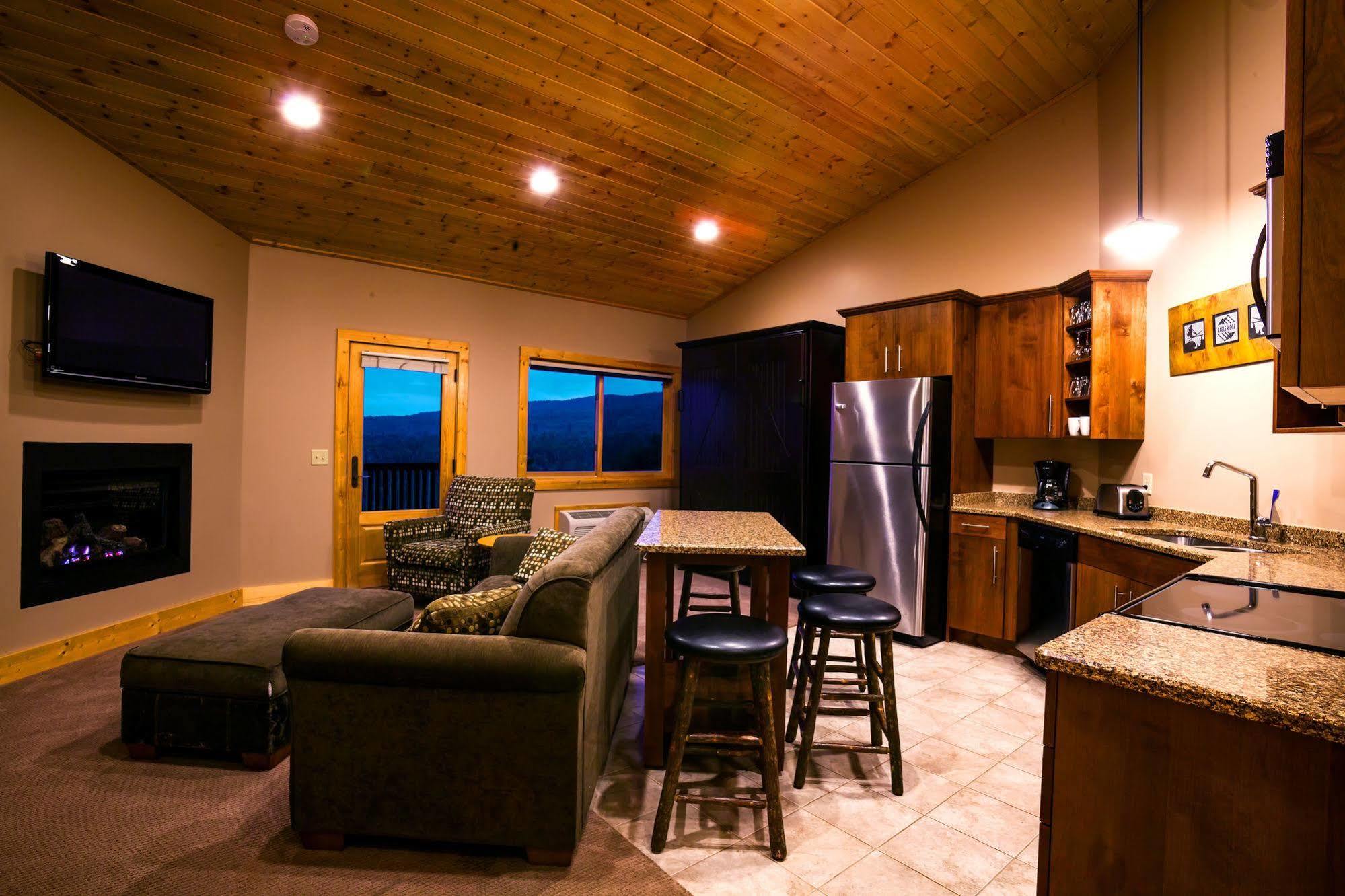 Eagle Ridge Resort At Lutsen Mountains Exterior photo